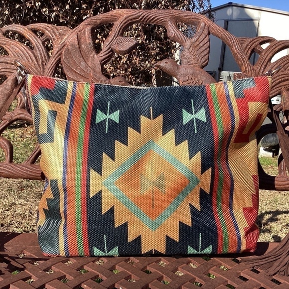 SamaYe Handbags - NWT SamaYe Boho Southwestern Vintage Style Multicolor Tote Leather Fringe Strap